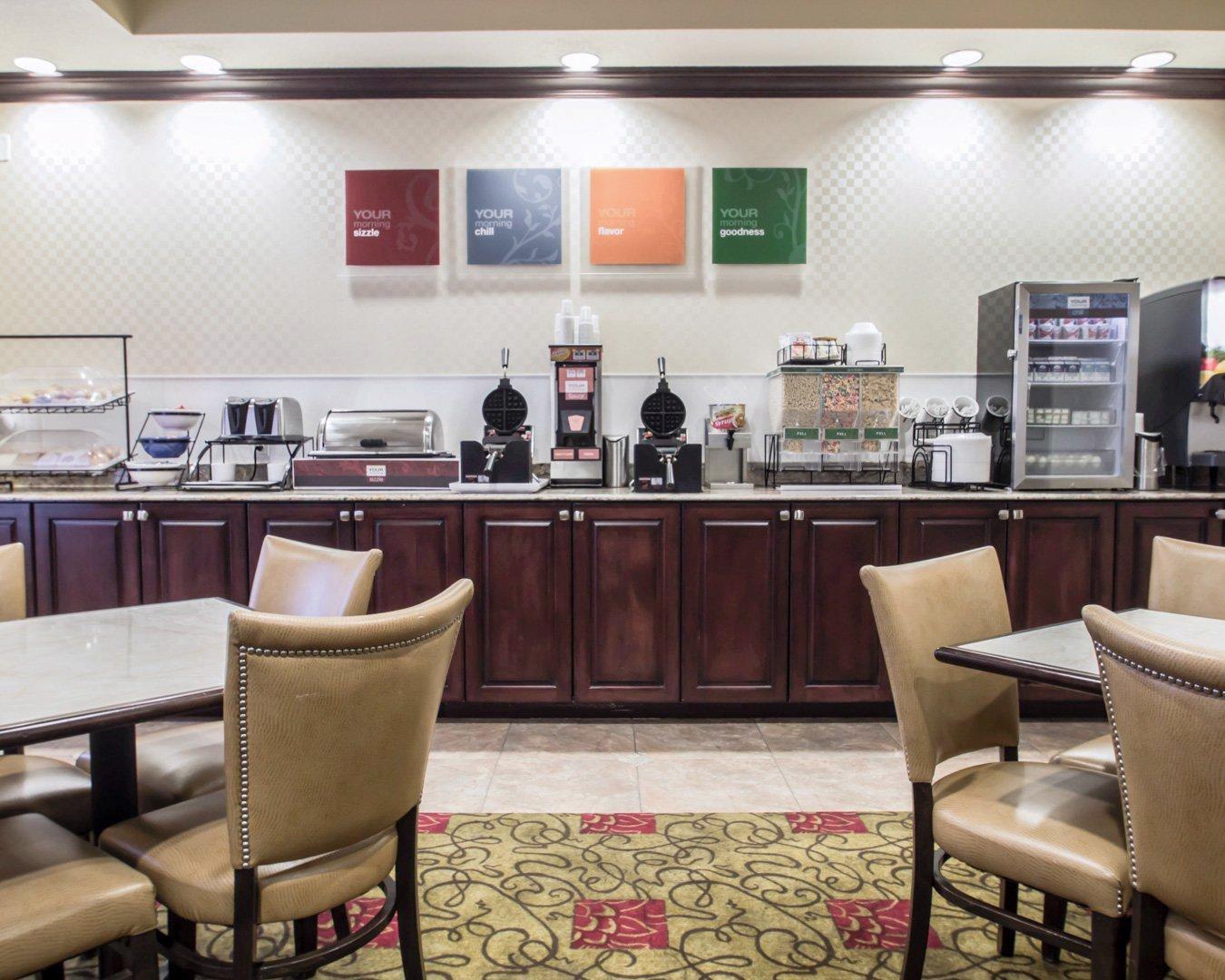 Comfort Inn & Suites Maingate South Davenport Buitenkant foto
