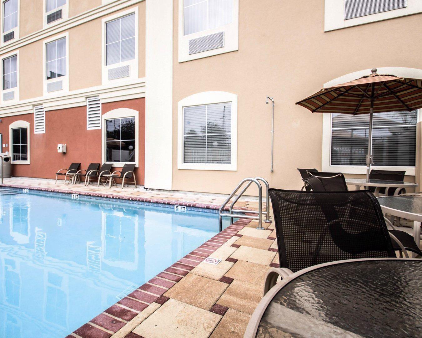 Comfort Inn & Suites Maingate South Davenport Buitenkant foto