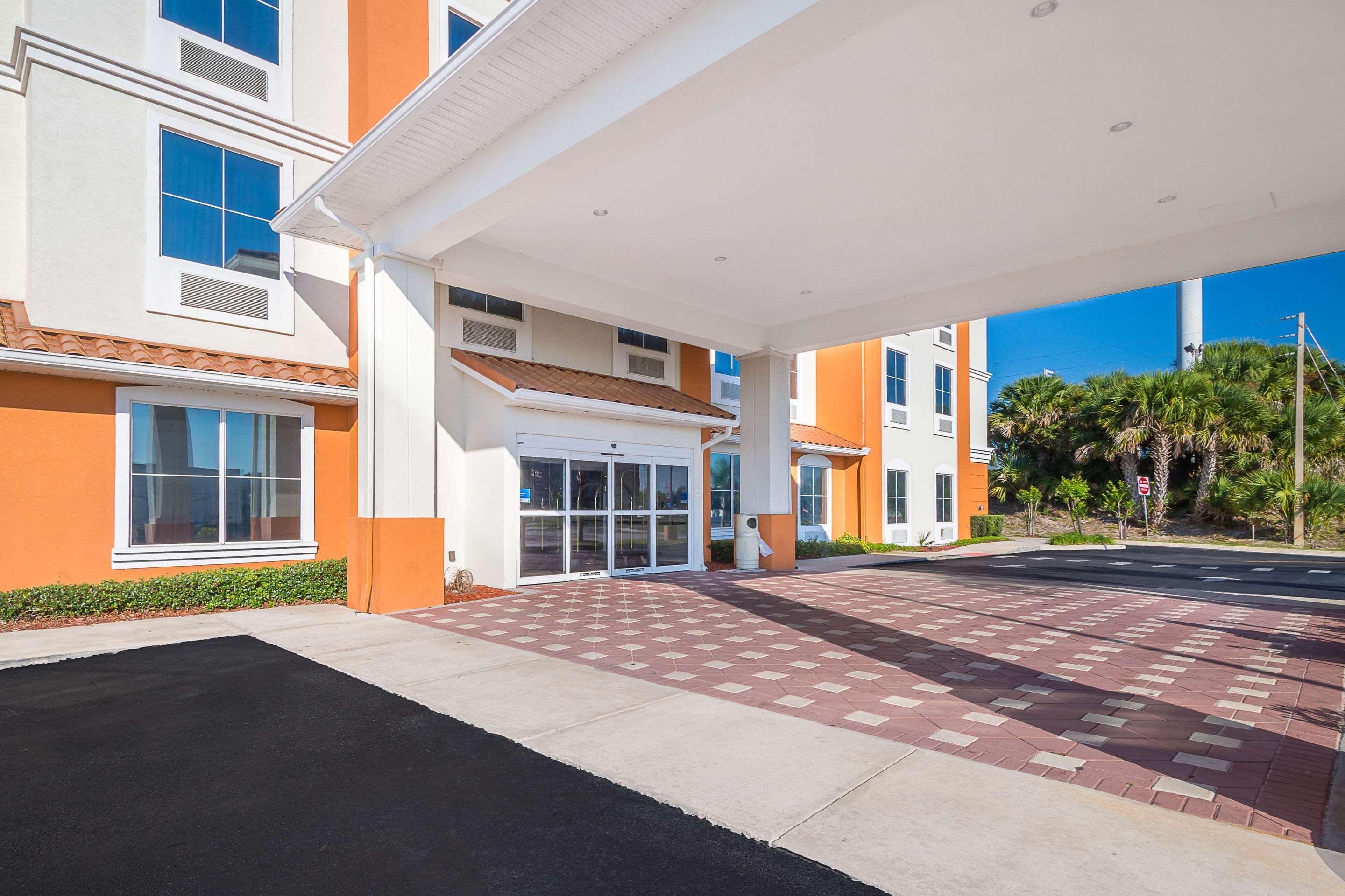 Comfort Inn & Suites Maingate South Davenport Buitenkant foto