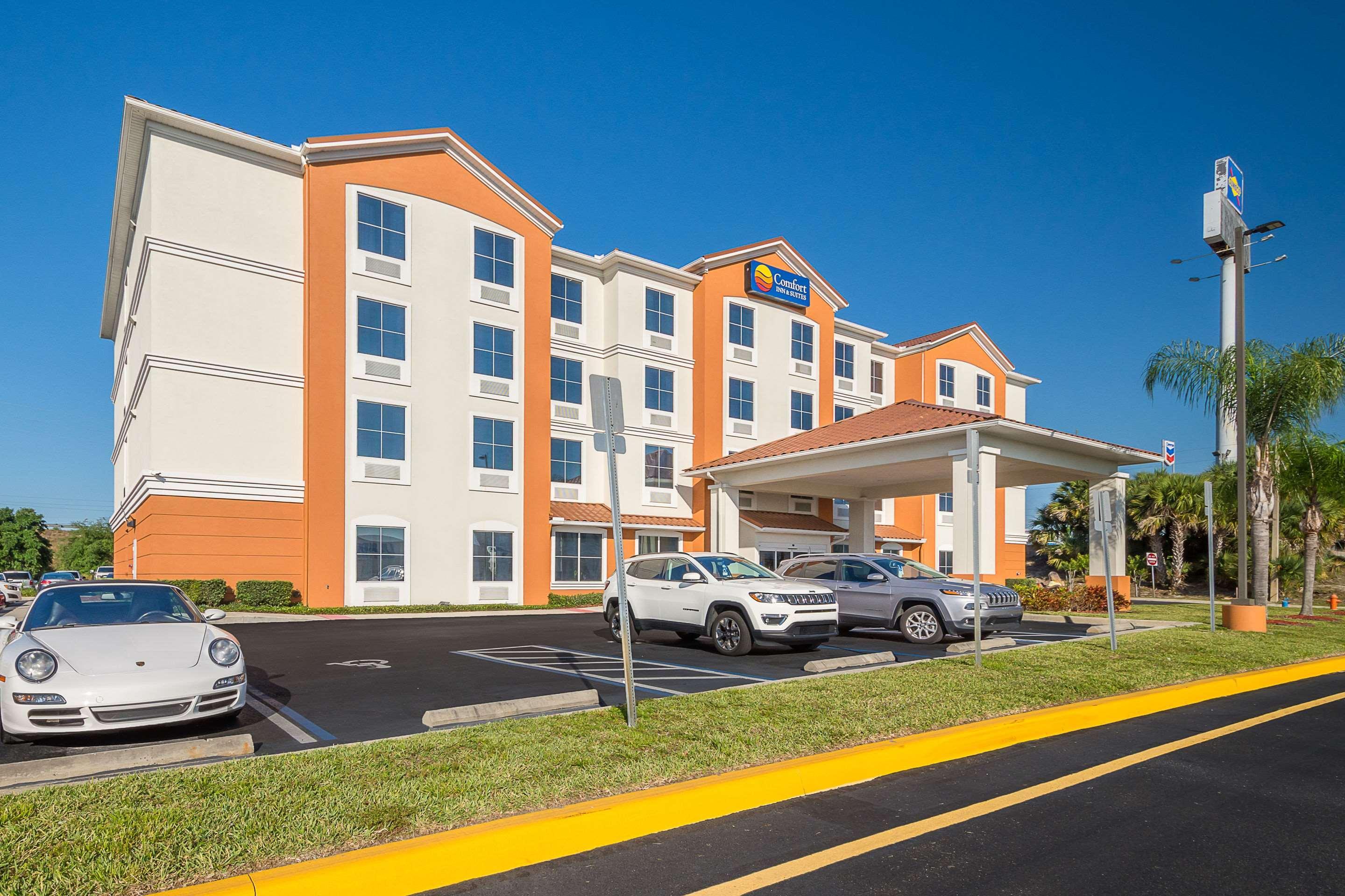 Comfort Inn & Suites Maingate South Davenport Buitenkant foto