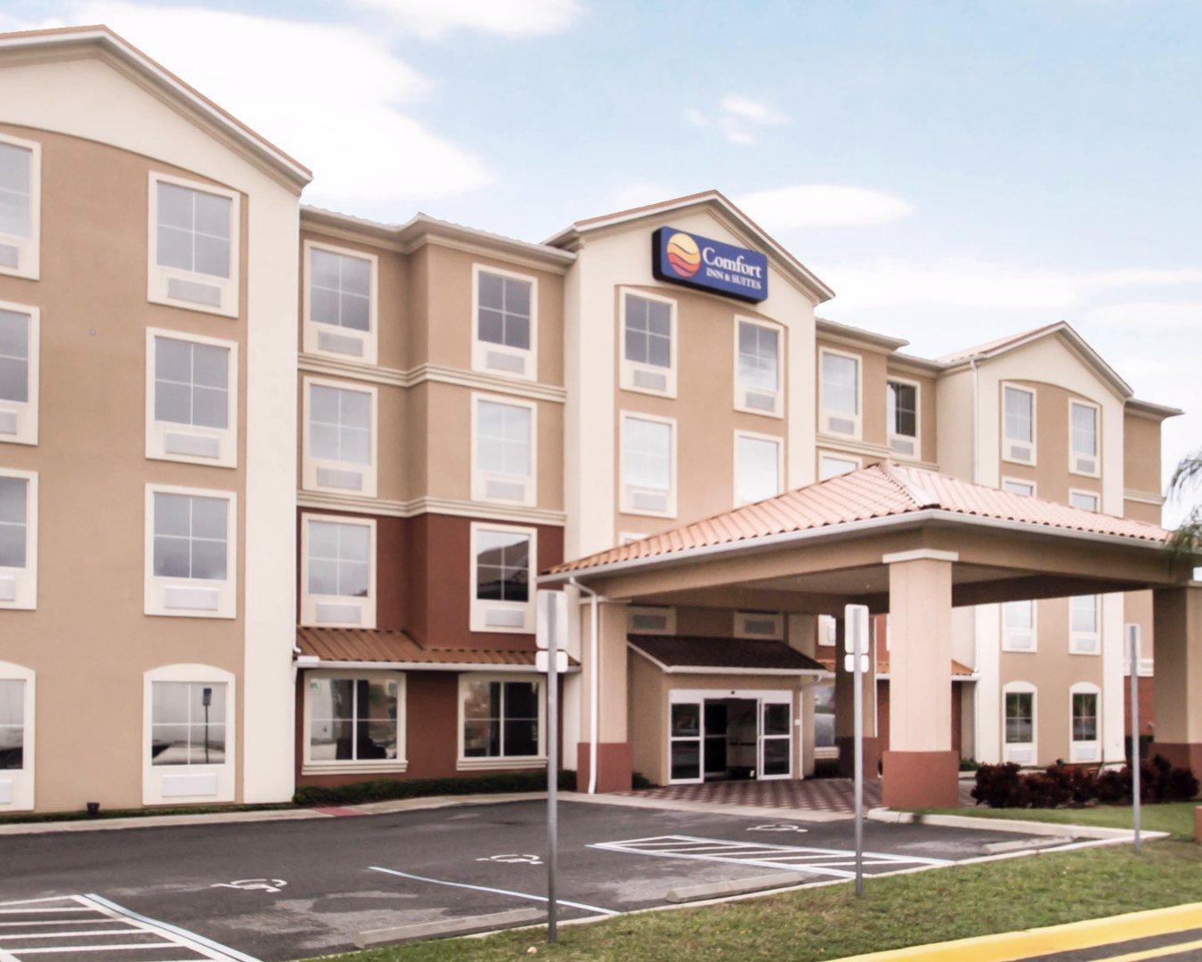 Comfort Inn & Suites Maingate South Davenport Buitenkant foto
