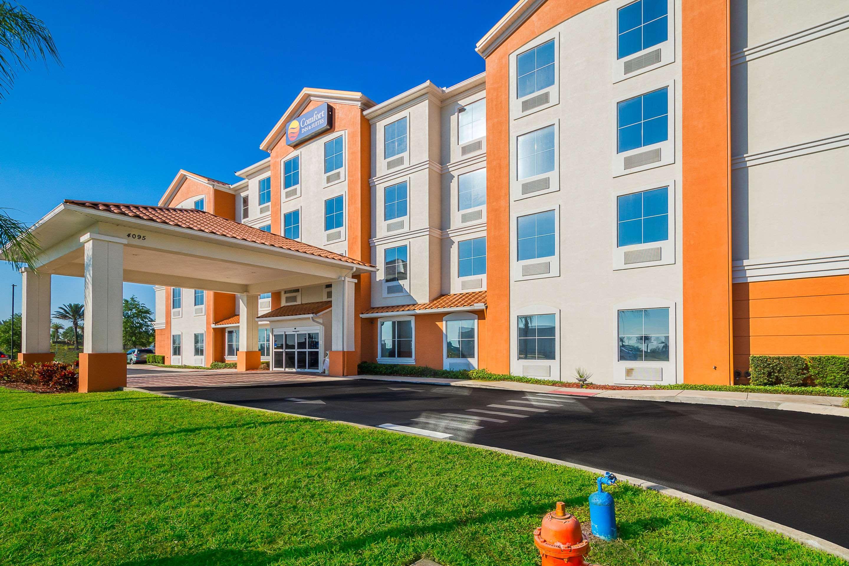 Comfort Inn & Suites Maingate South Davenport Buitenkant foto