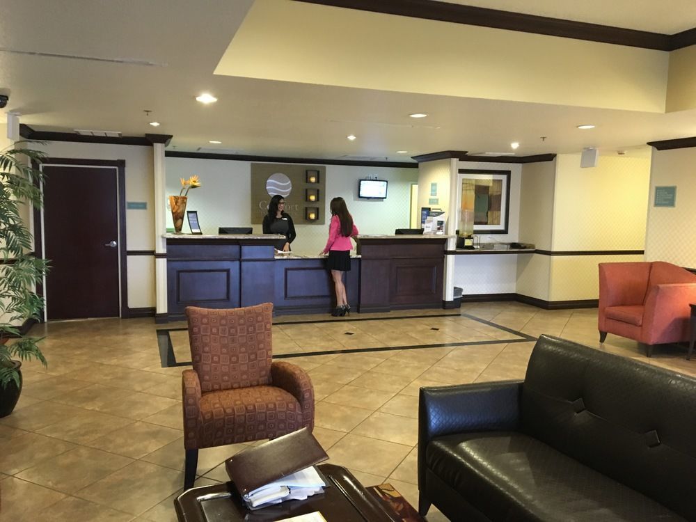 Comfort Inn & Suites Maingate South Davenport Buitenkant foto
